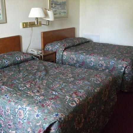 Loyalty Inn Louisa Экстерьер фото